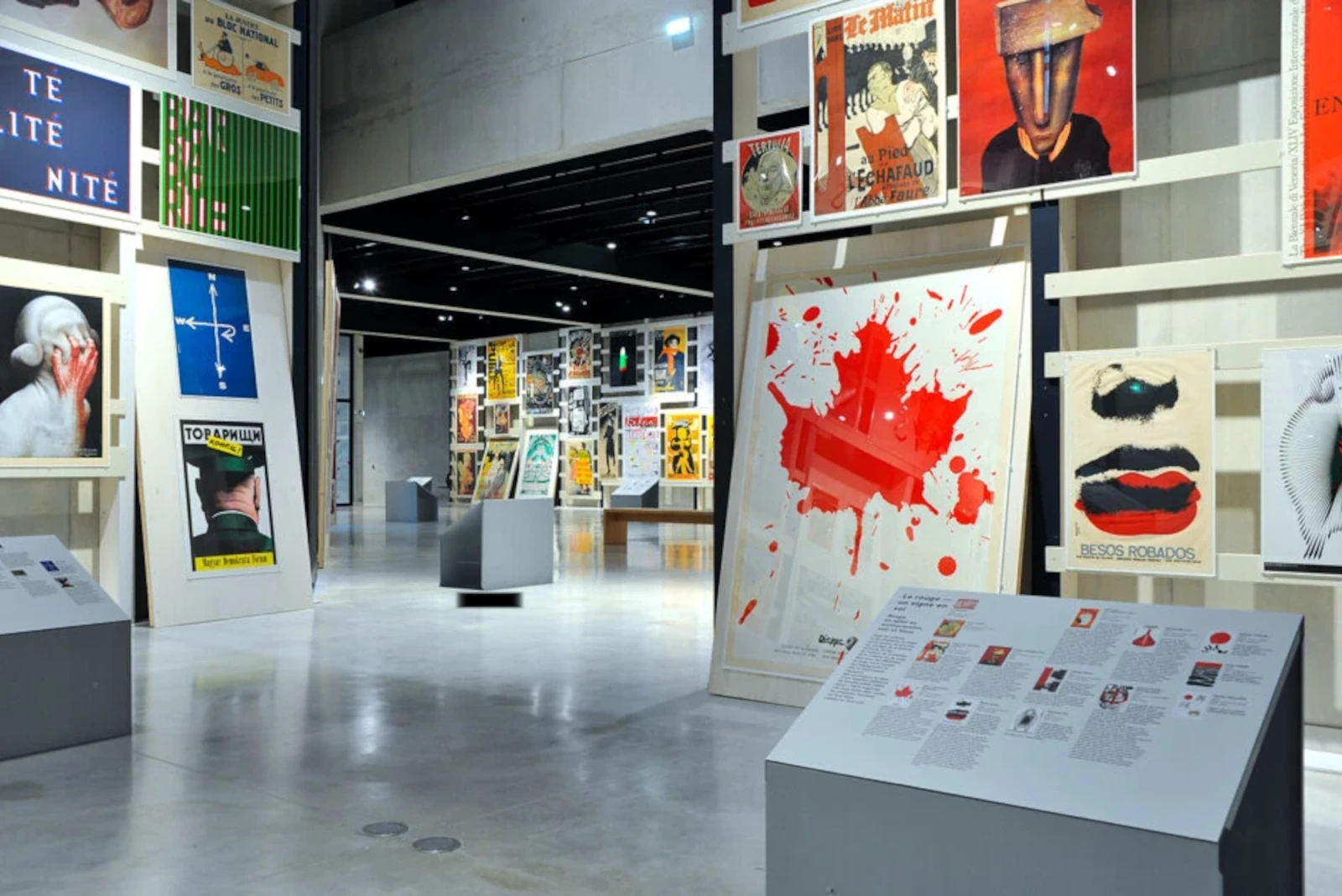 Image of an exhibition of le Signe